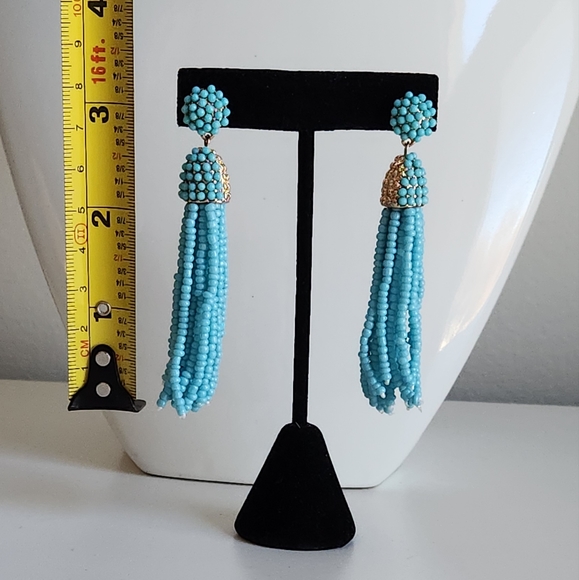 EUC Turquoise color drop earrings.  Pierced - Picture 3 of 4